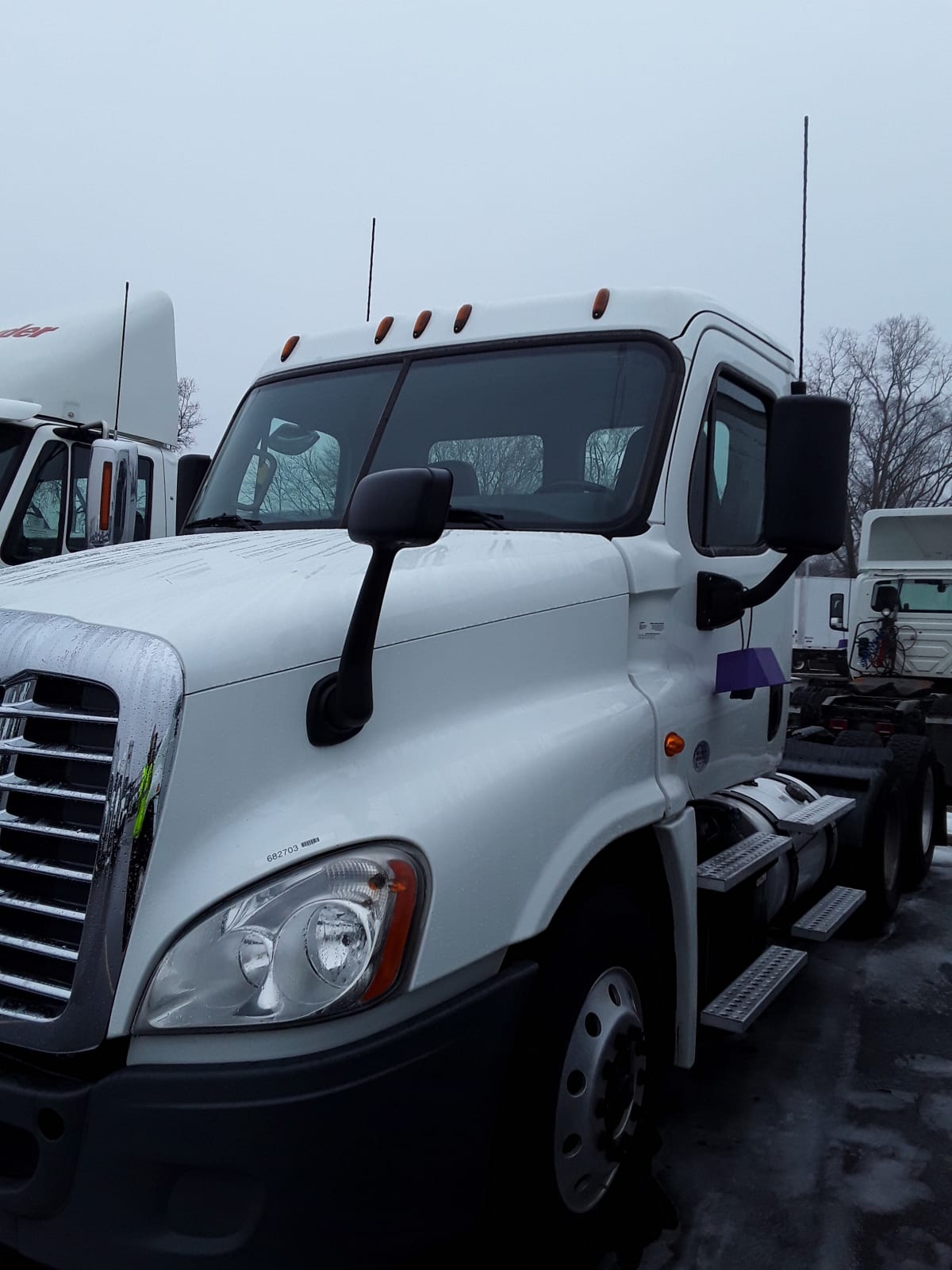 2018 Freightliner/Mercedes CASCADIA 125 682703