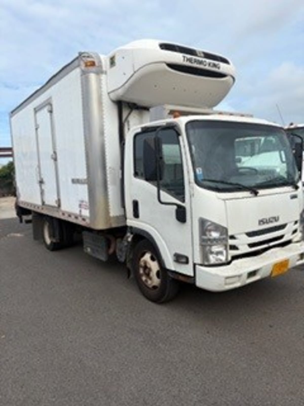 2017 Isuzu NPR 682720
