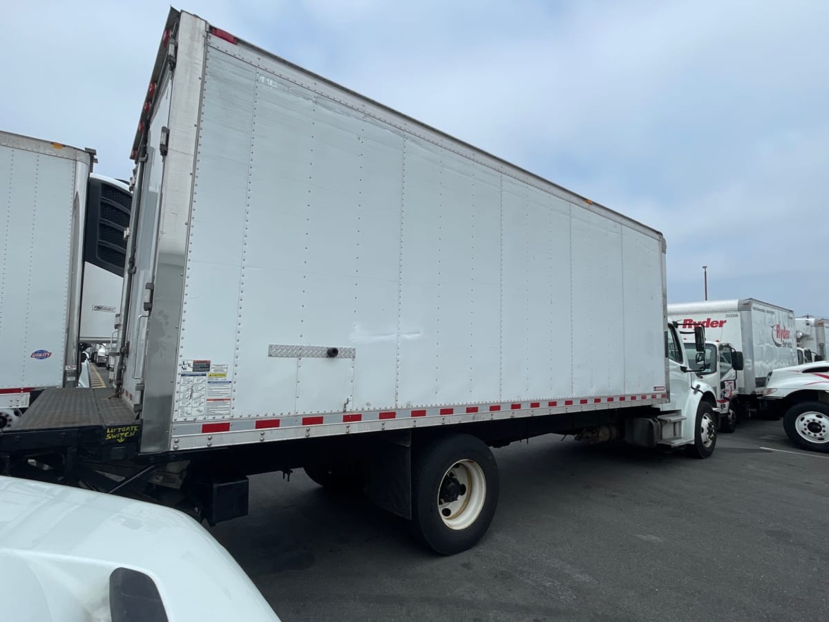 2018 Freightliner/Mercedes M2 106 682726