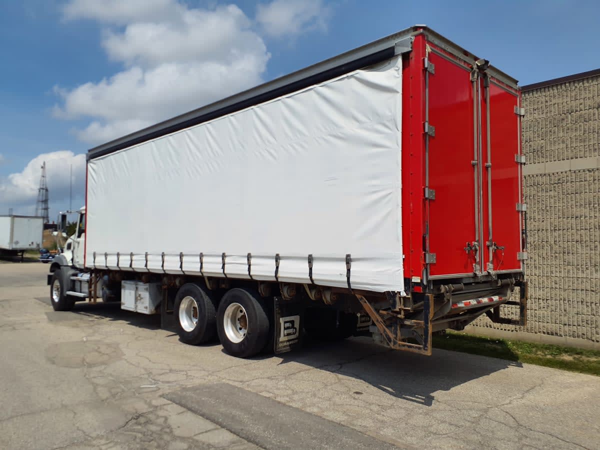 2017 Mack Trucks, Inc. GU813 682728