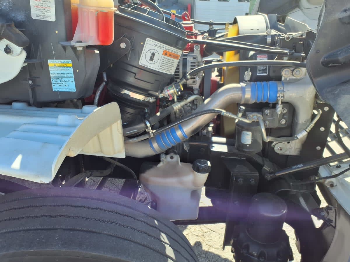 2018 Freightliner/Mercedes M2 106 682729