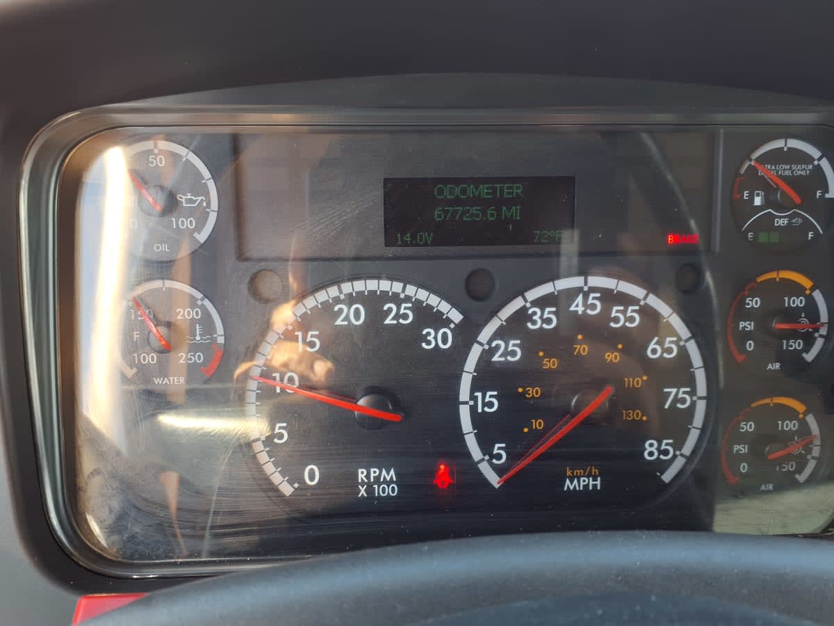 2018 Freightliner/Mercedes M2 106 682729