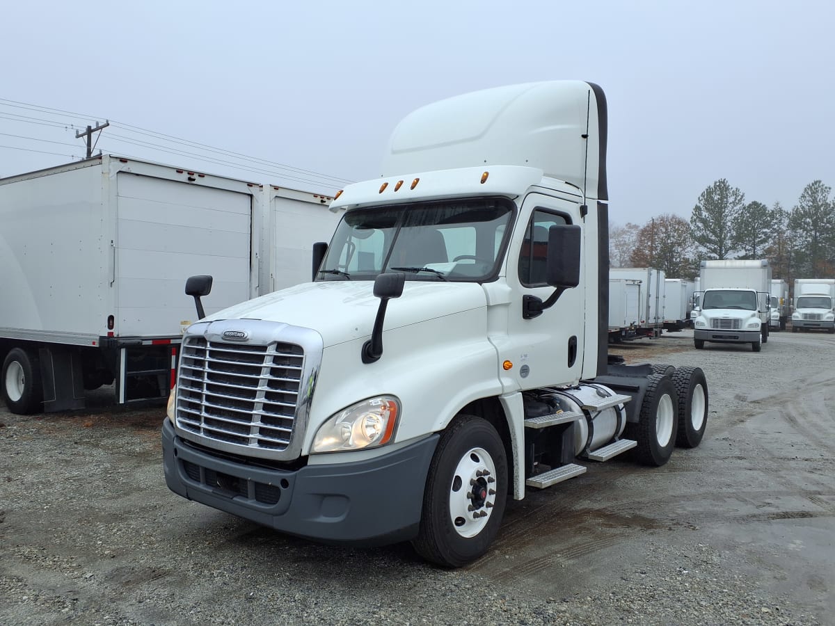 2018 Freightliner/Mercedes CASCADIA 125 682805