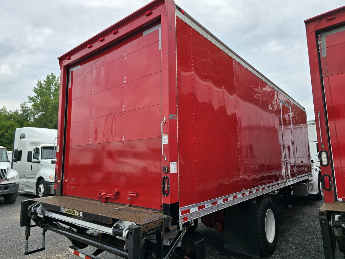 2018 Freightliner/Mercedes M2 106 682811