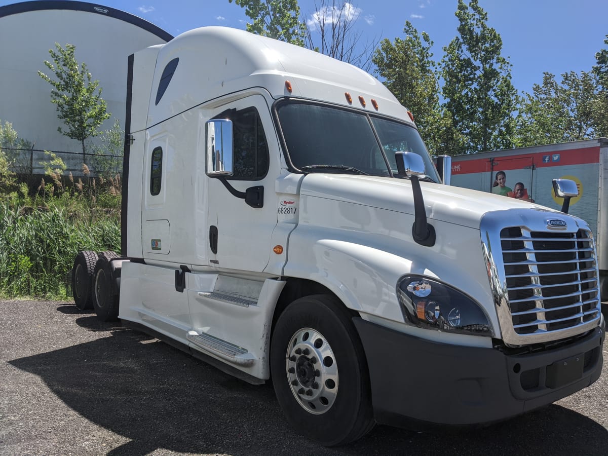 2018 Freightliner/Mercedes CASCADIA 125 682817