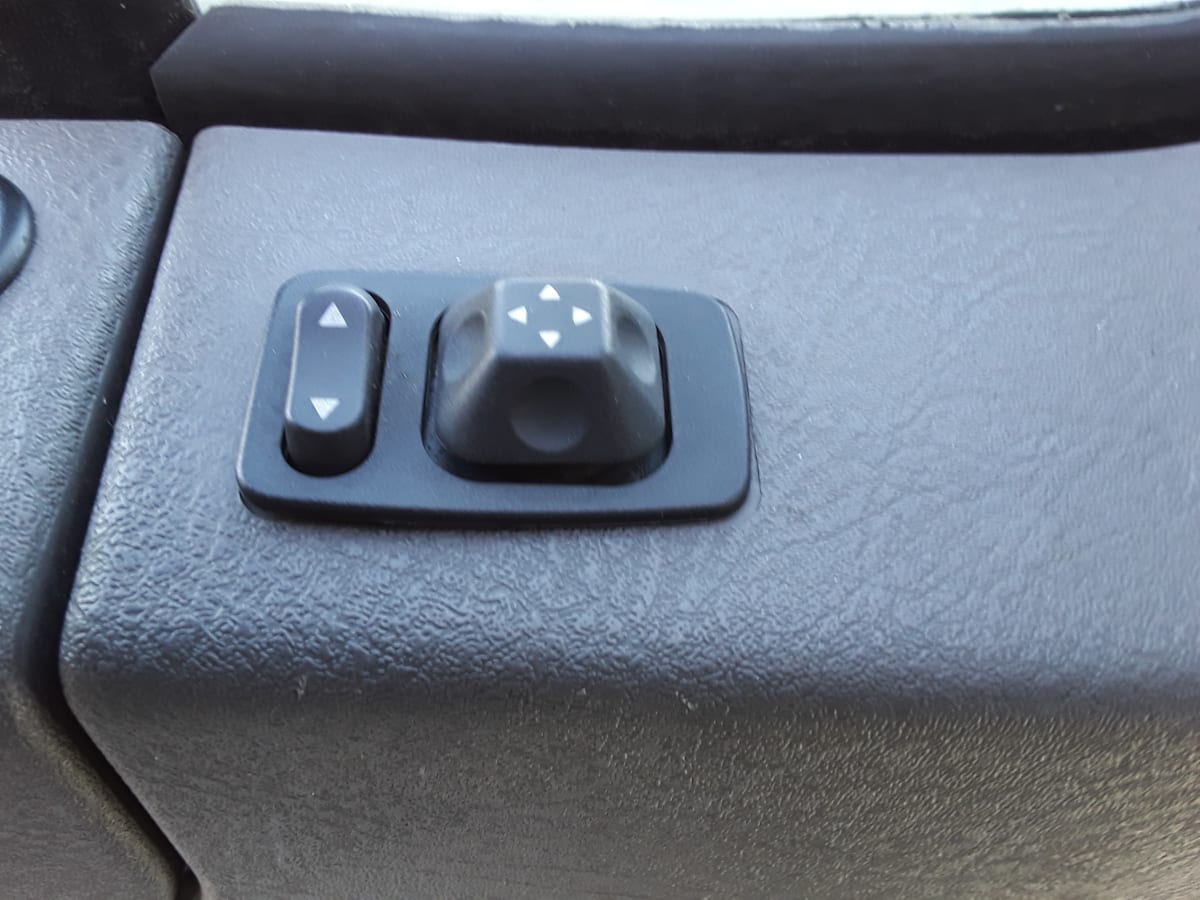 2018 Freightliner/Mercedes M2 106 682857