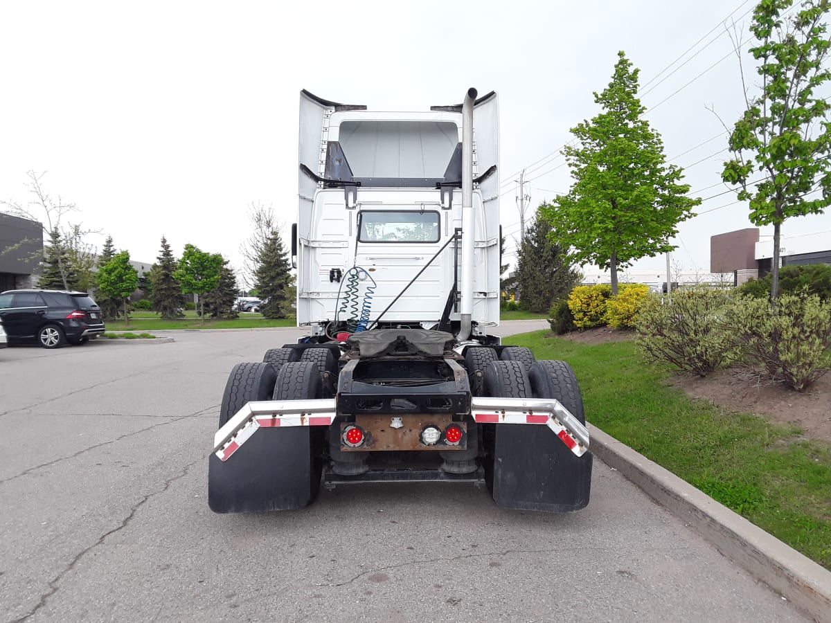 2018 Volvo VNL64TRACTOR 682858