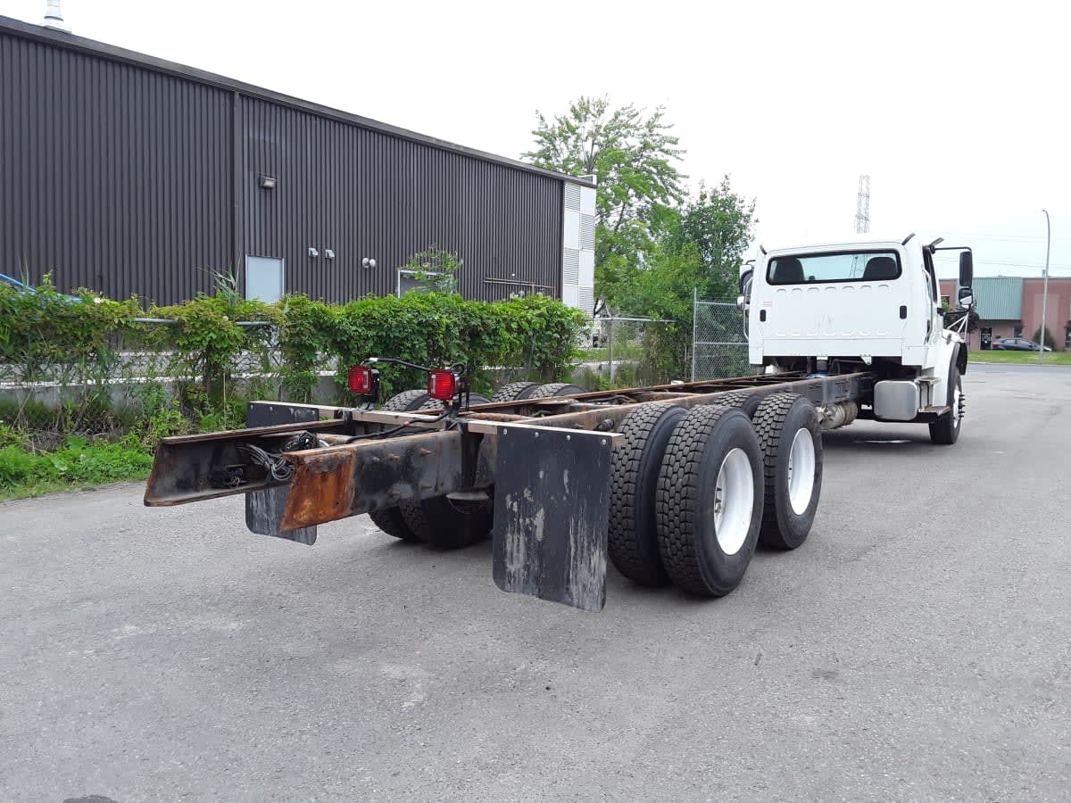 2018 Freightliner M2 106 682930