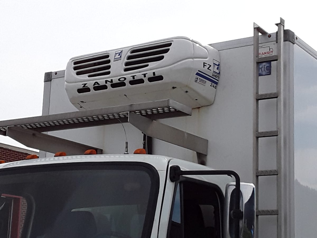 2018 Freightliner/Mercedes M2 106 682934