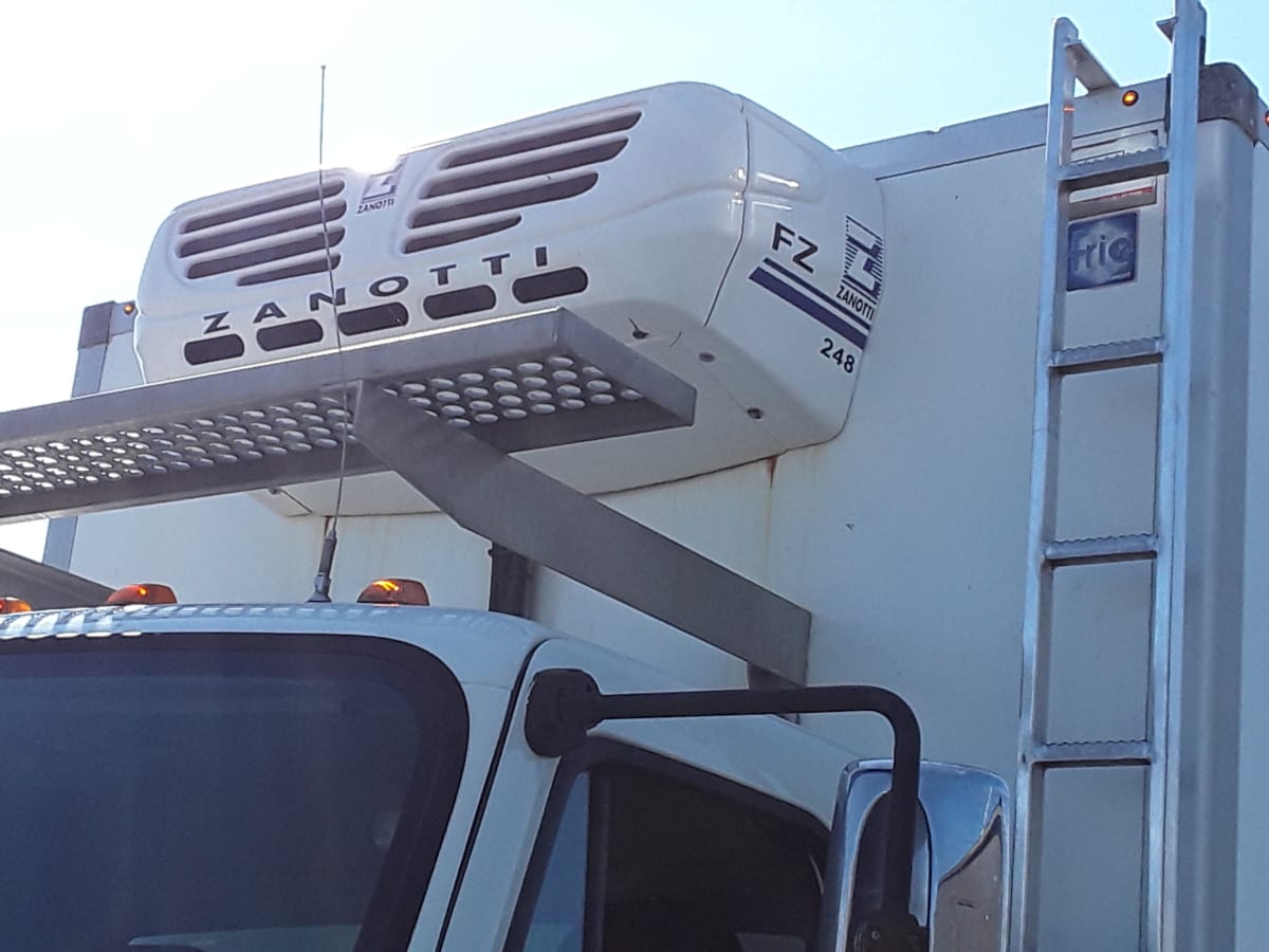 2018 Freightliner/Mercedes M2 106 682935