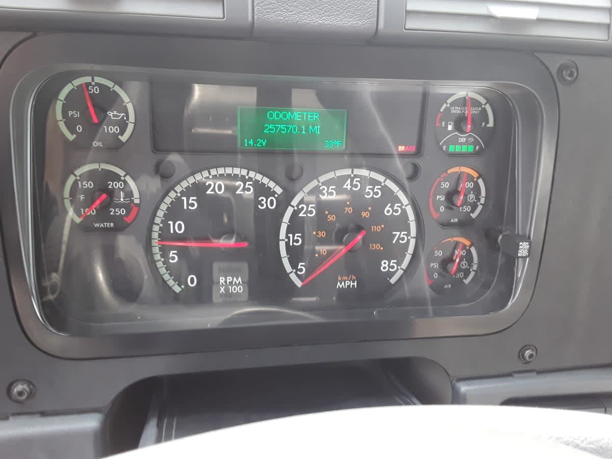 2018 Freightliner/Mercedes CASCADIA 125 682957