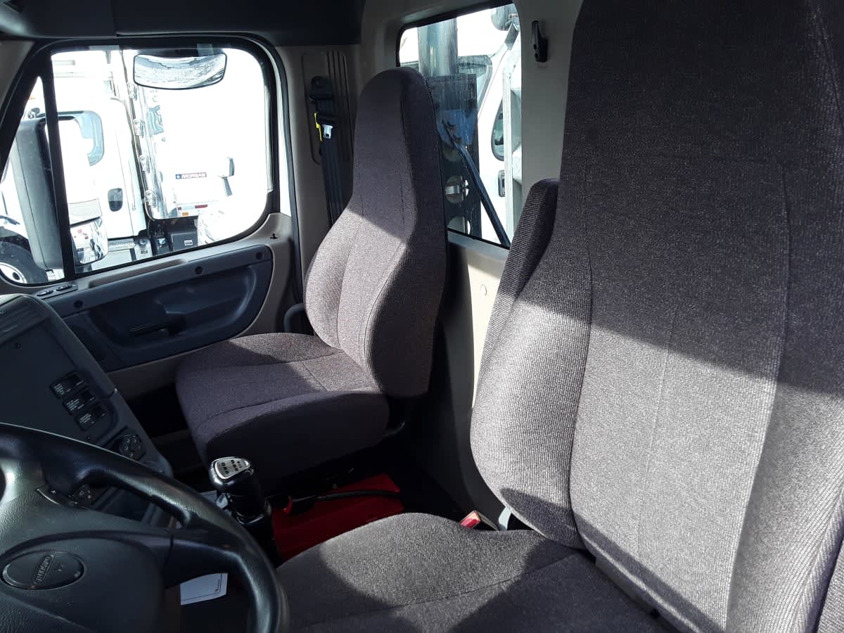 2018 Freightliner/Mercedes CASCADIA 125 682957