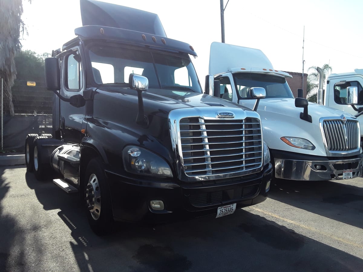 2018 Freightliner/Mercedes CASCADIA 125 683132
