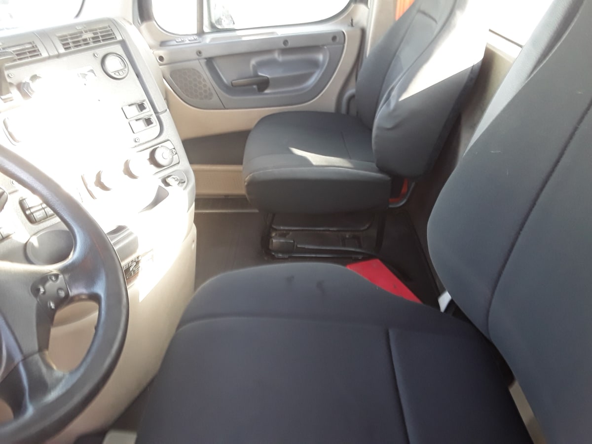 2018 Freightliner/Mercedes CASCADIA 125 683132