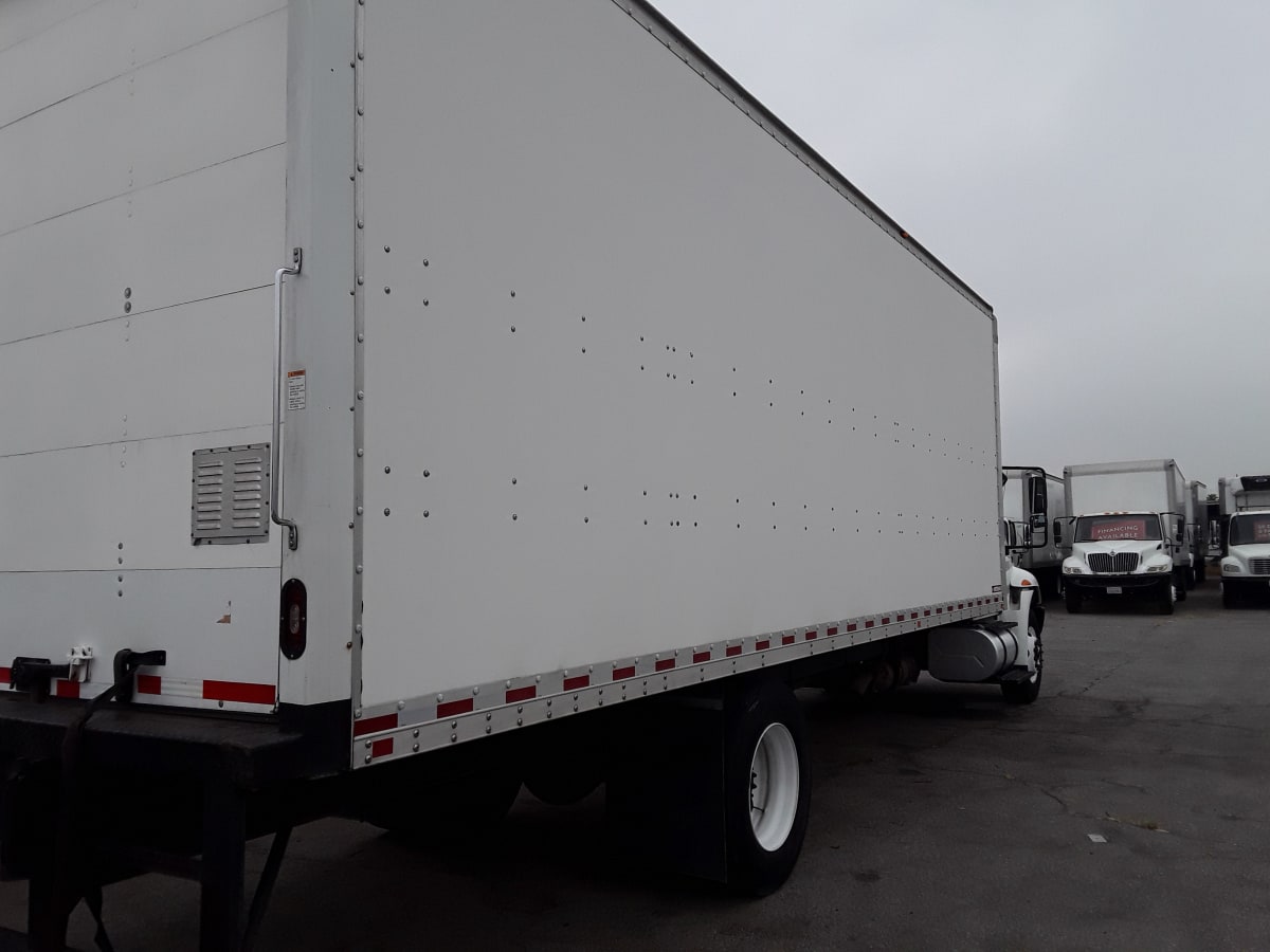 2018 Navistar International 4300 683136