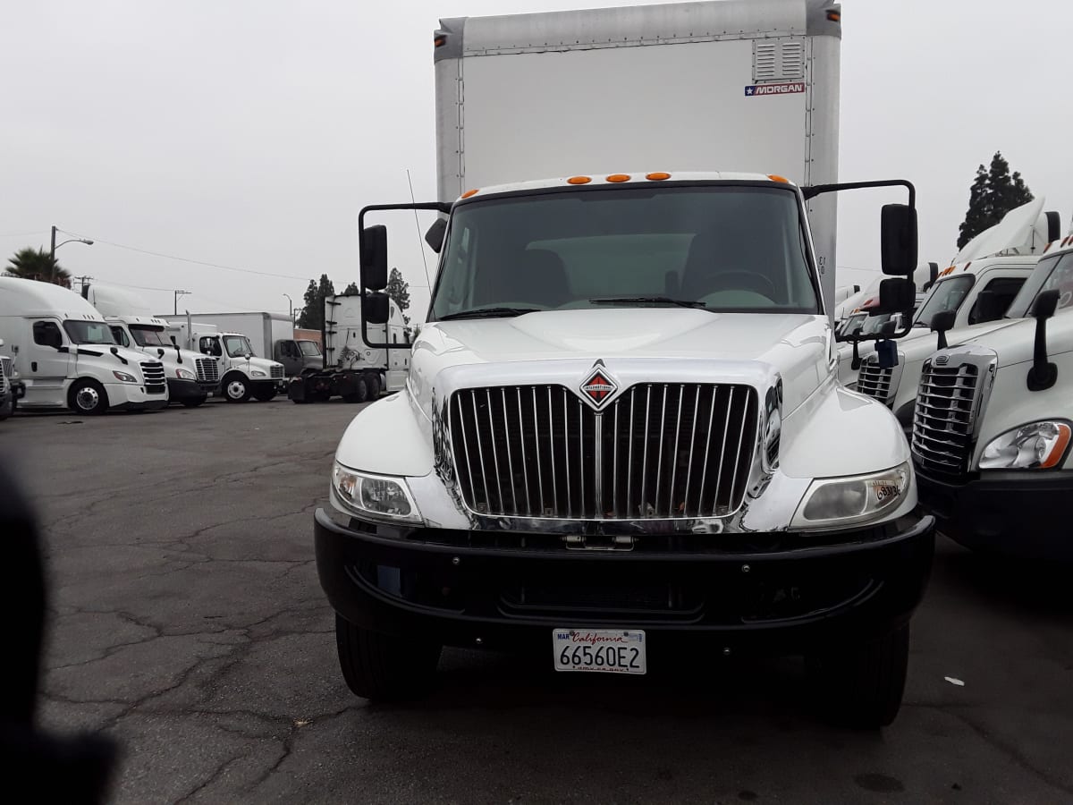 2018 Navistar International 4300 683136