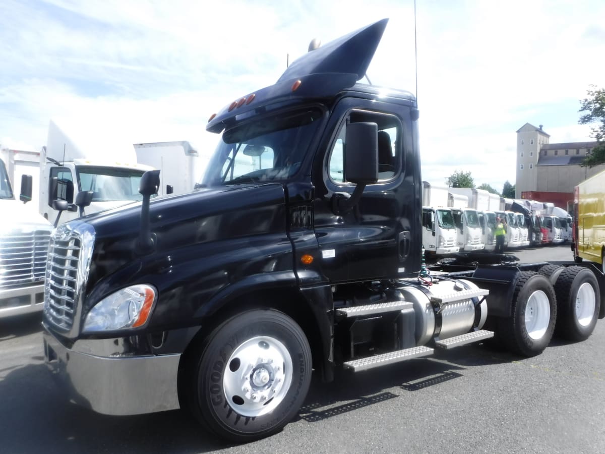 2018 Freightliner/Mercedes CASCADIA 125 683212