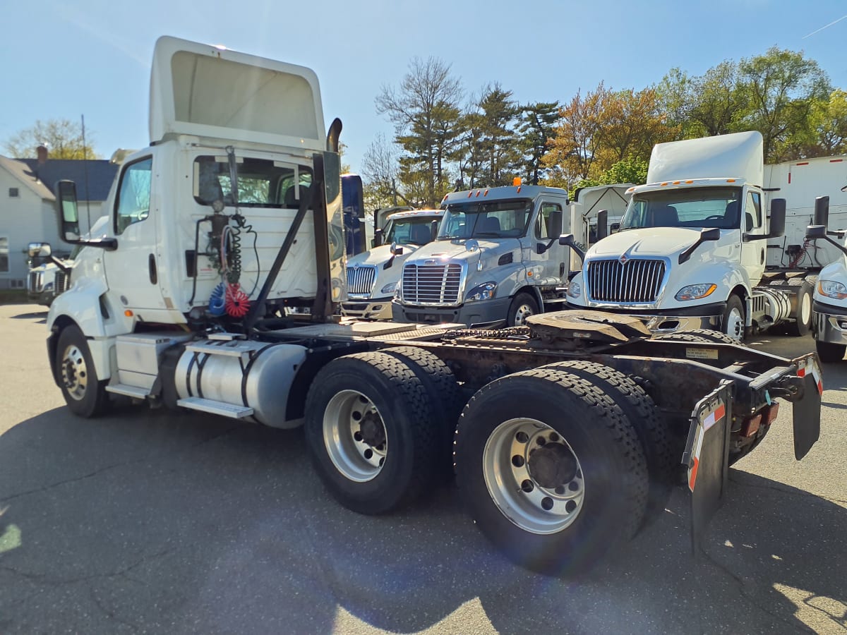 2018 Navistar International LT625 DAYCAB T/A 683369