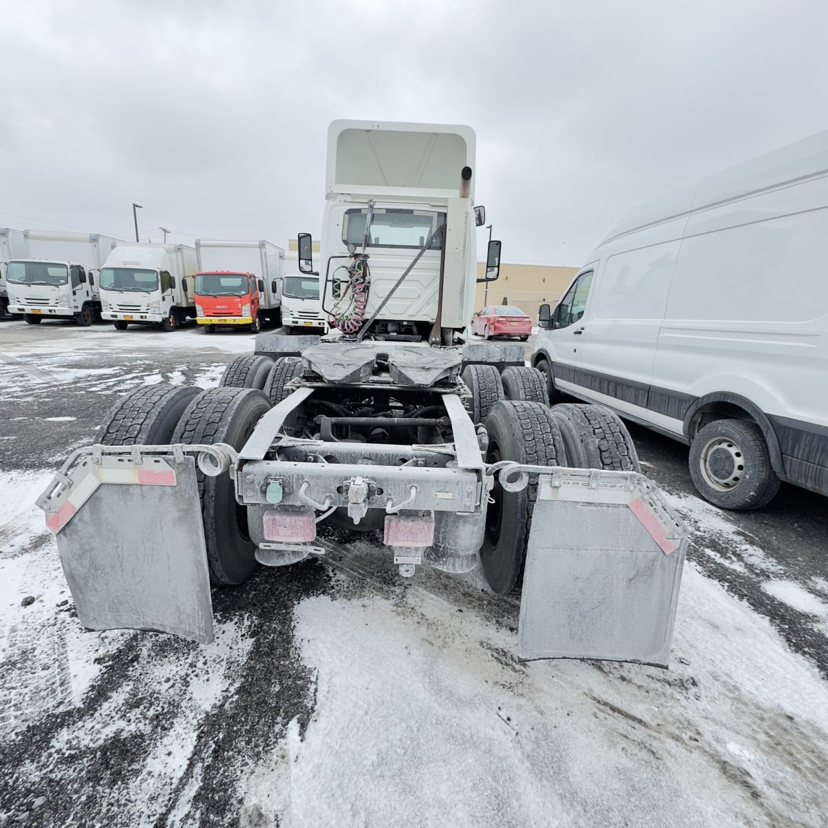 2018 Navistar International LT625 DAYCAB T/A 683372