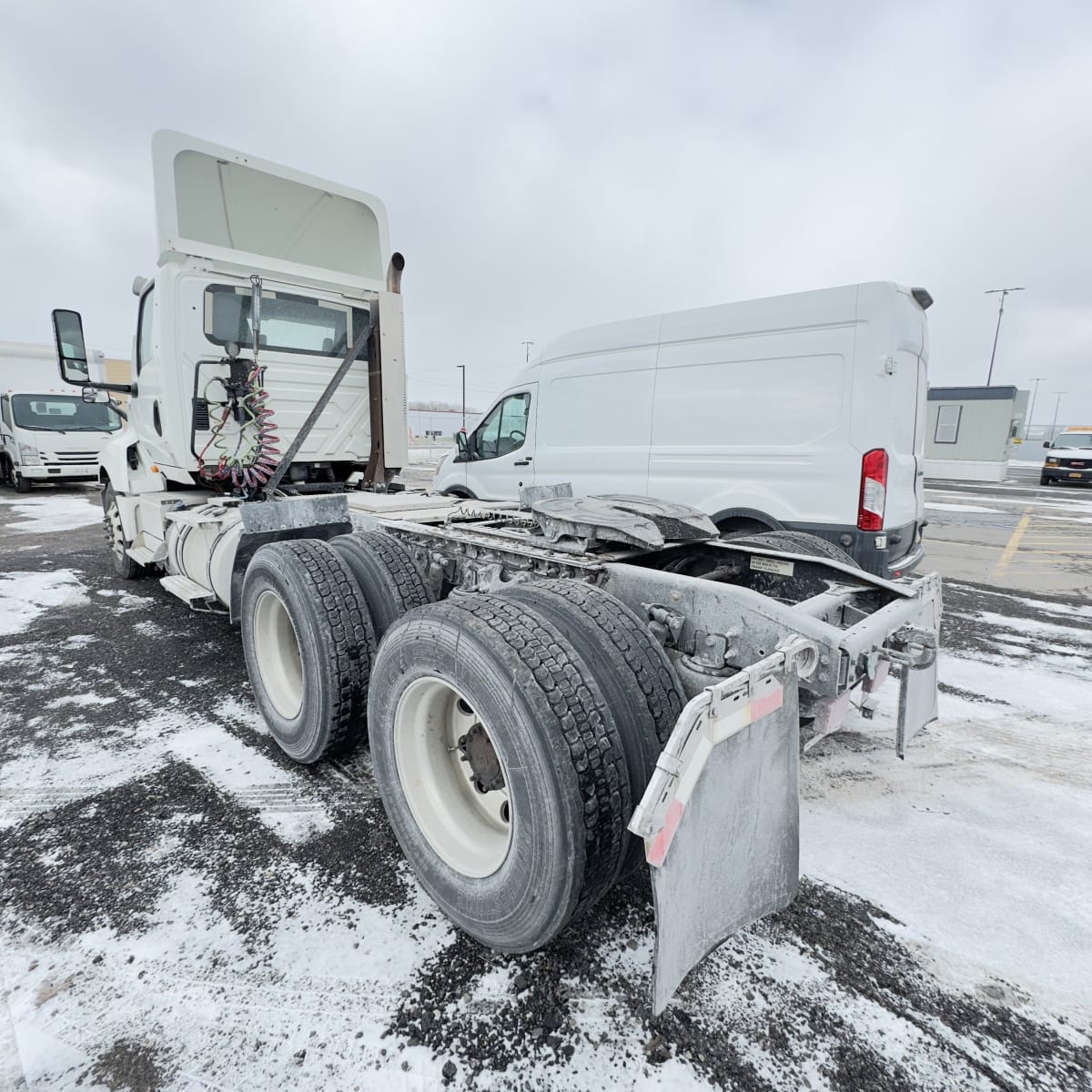 2018 Navistar International LT625 DAYCAB T/A 683372