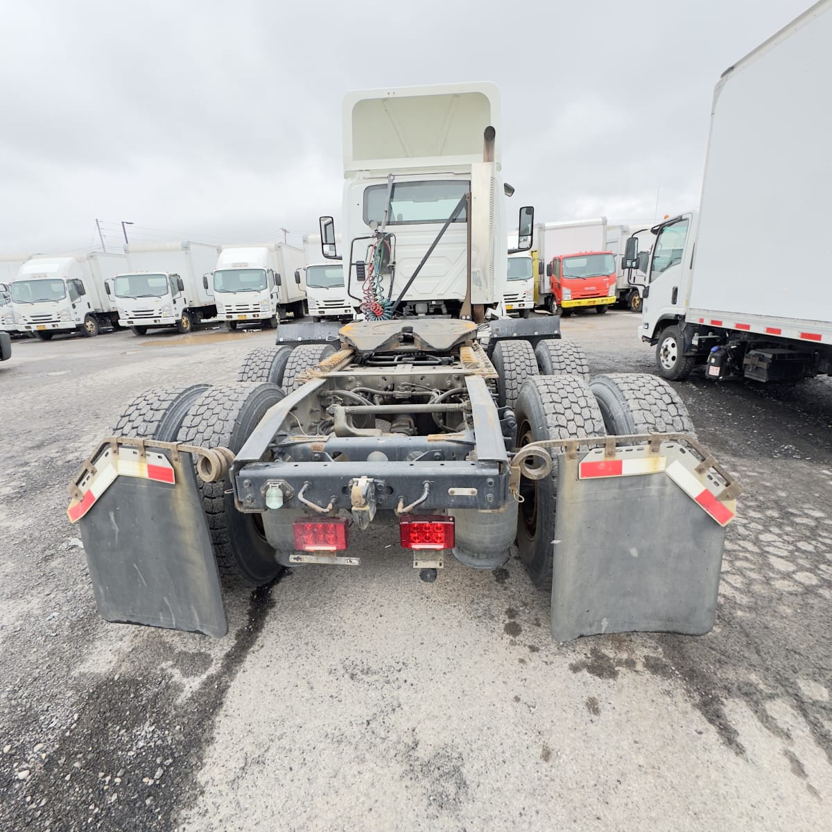 2018 Navistar International LT625 DAYCAB T/A 683386