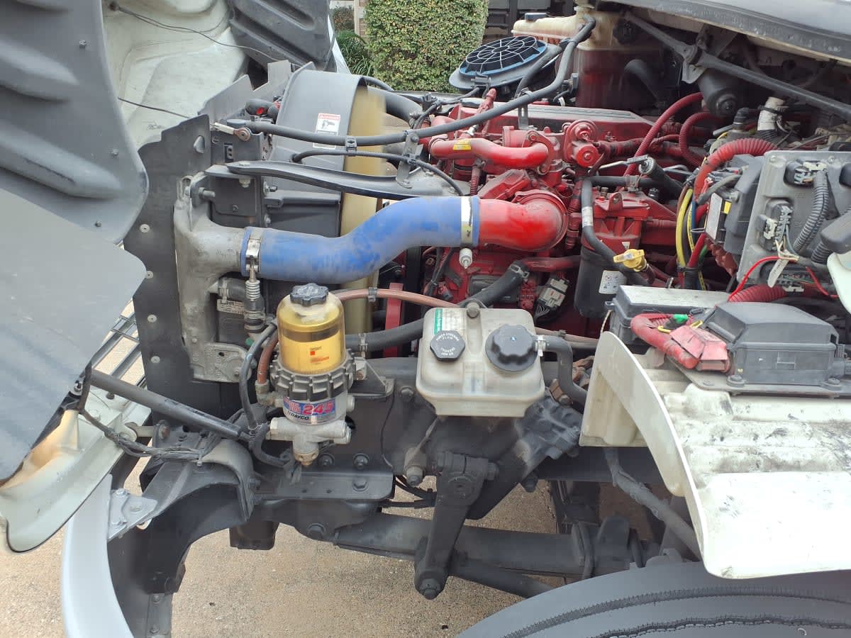 2018 Freightliner/Mercedes M2 106 683430