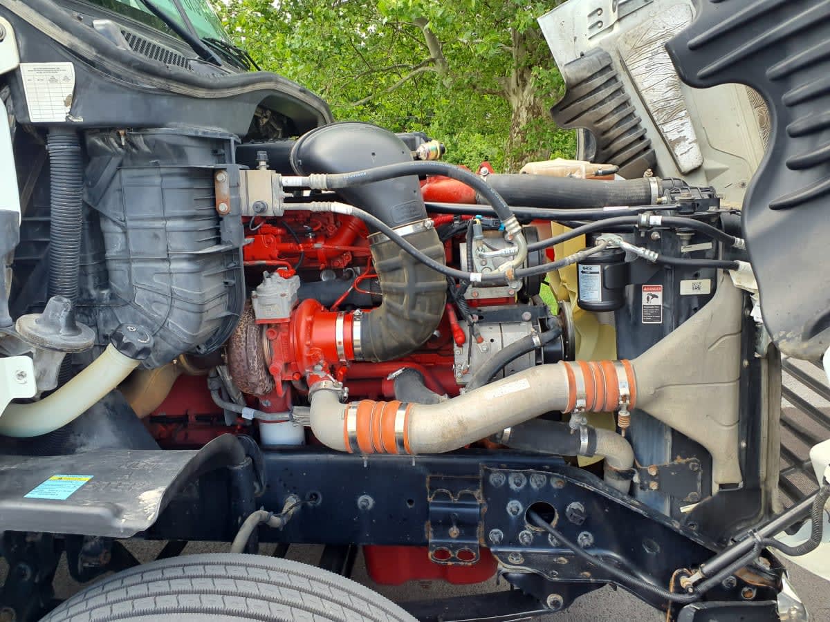 2018 Freightliner CASCADIA 125 683433