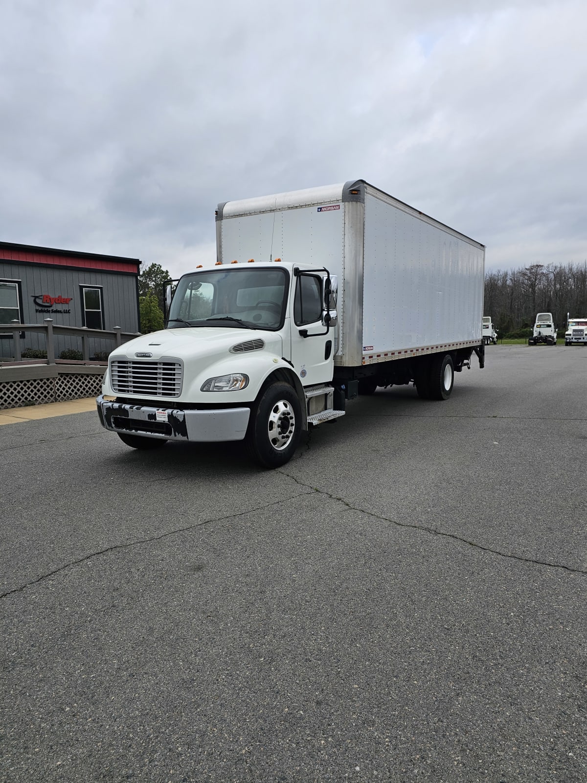 2018 Freightliner/Mercedes M2 106 683437