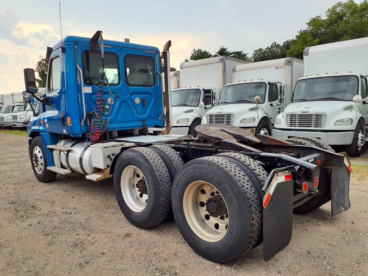 2018 Freightliner/Mercedes CASCADIA 125 683544