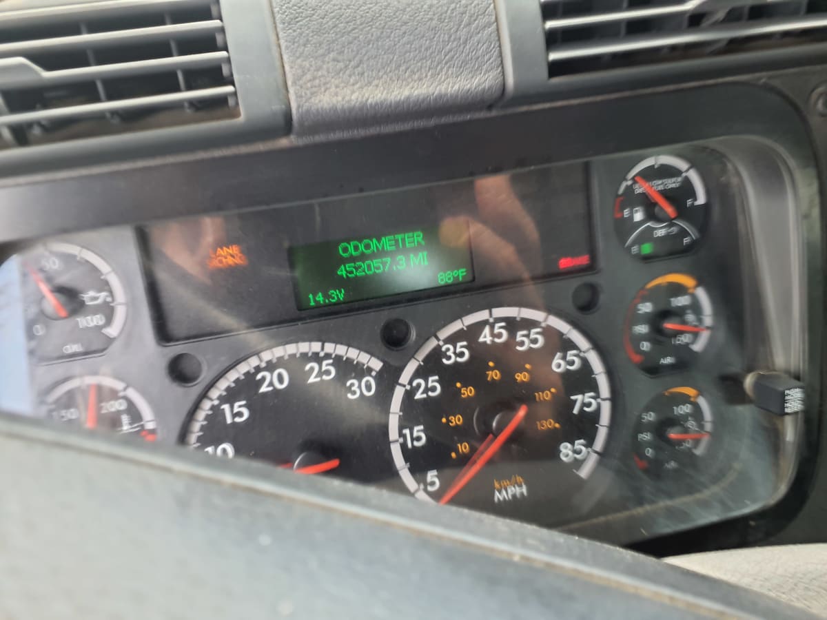 2018 Freightliner/Mercedes CASCADIA 125 683547