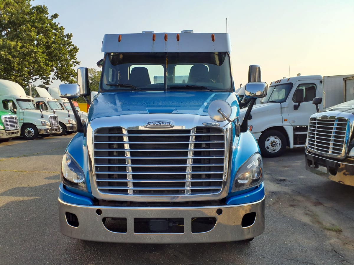 2018 Freightliner/Mercedes CASCADIA 125 683548