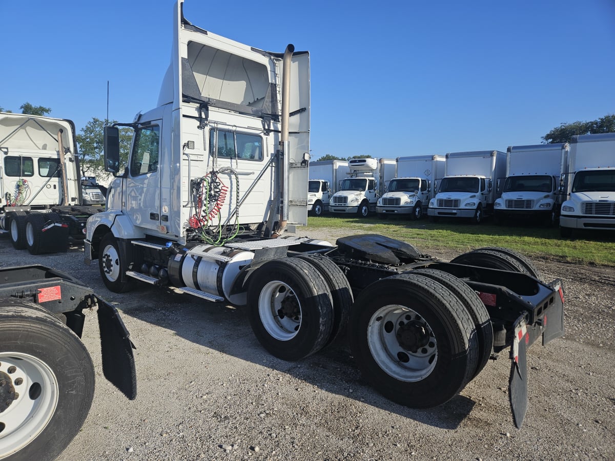 2018 Volvo VNL64TRACTOR 683660