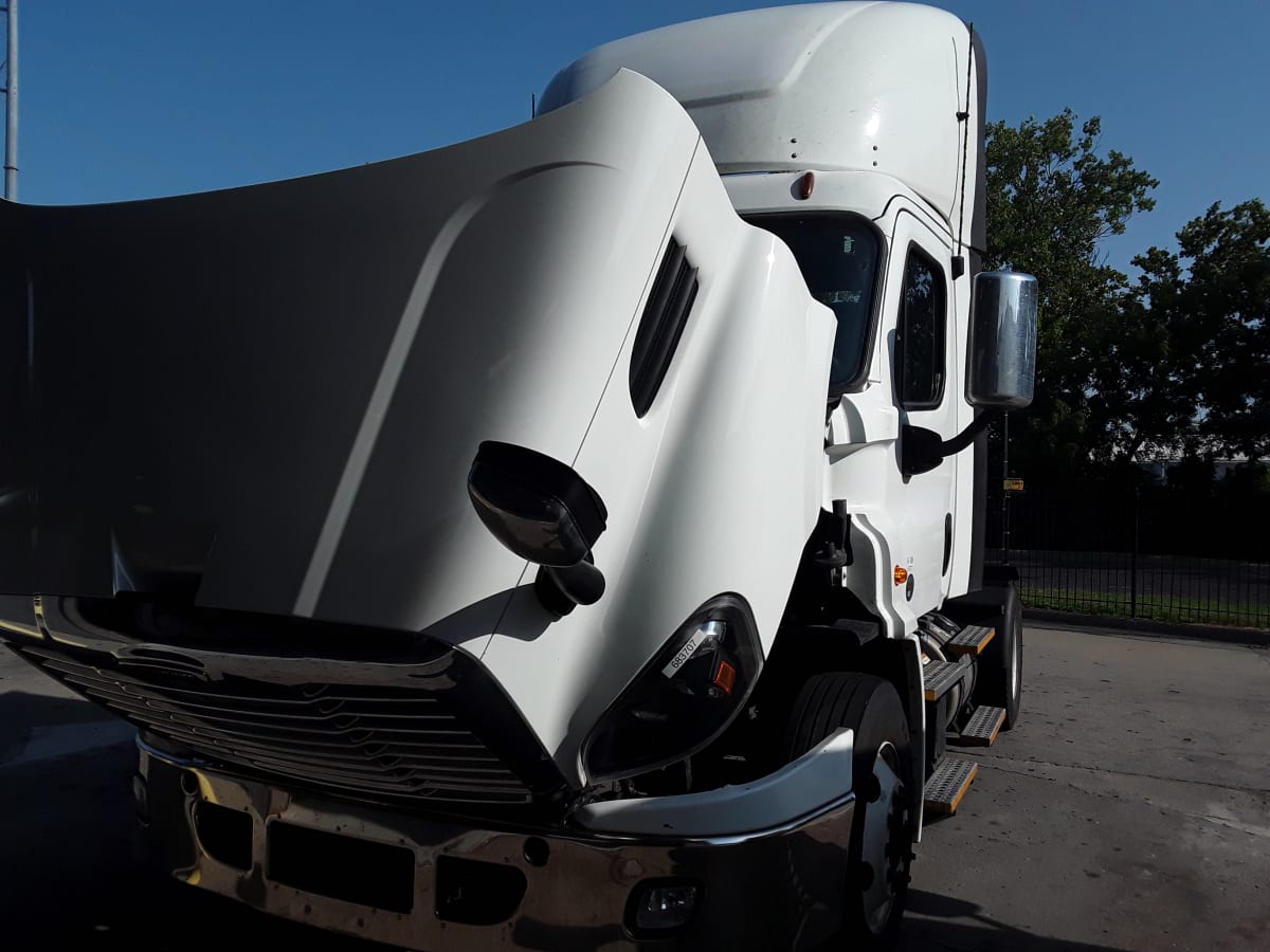 2018 Freightliner/Mercedes CASCADIA 113 683707