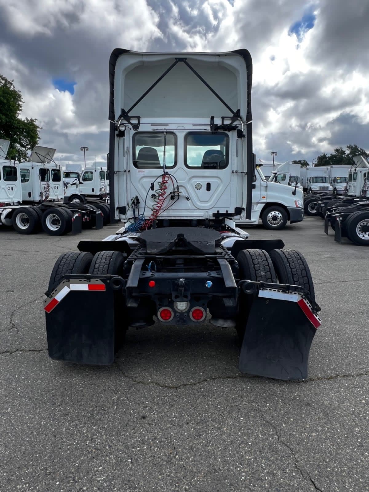 2018 Freightliner - image 5
