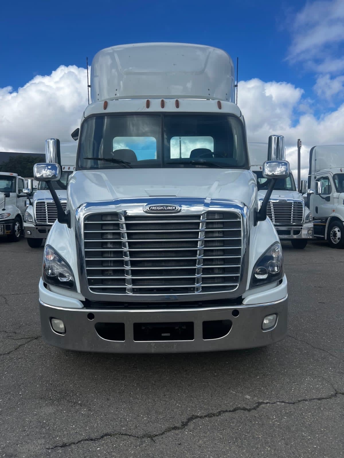 2018 Freightliner - image 2