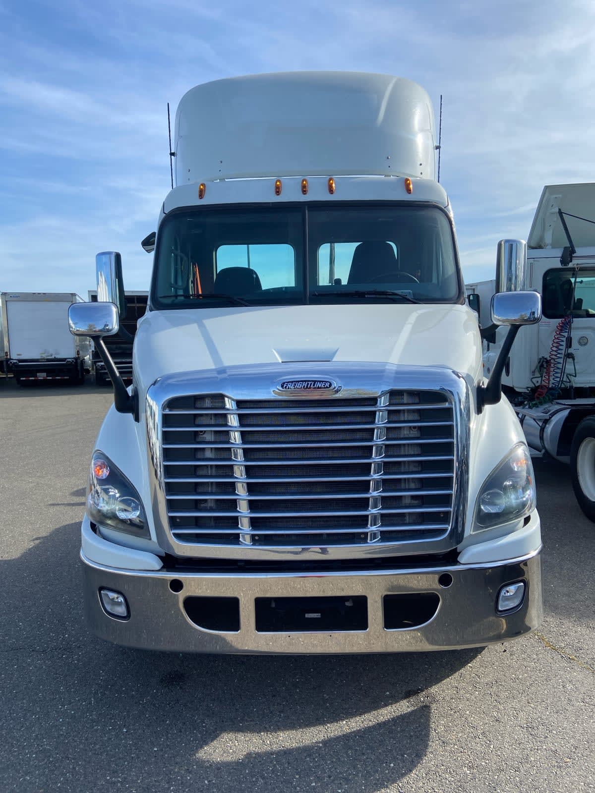 2018 Freightliner - image 2