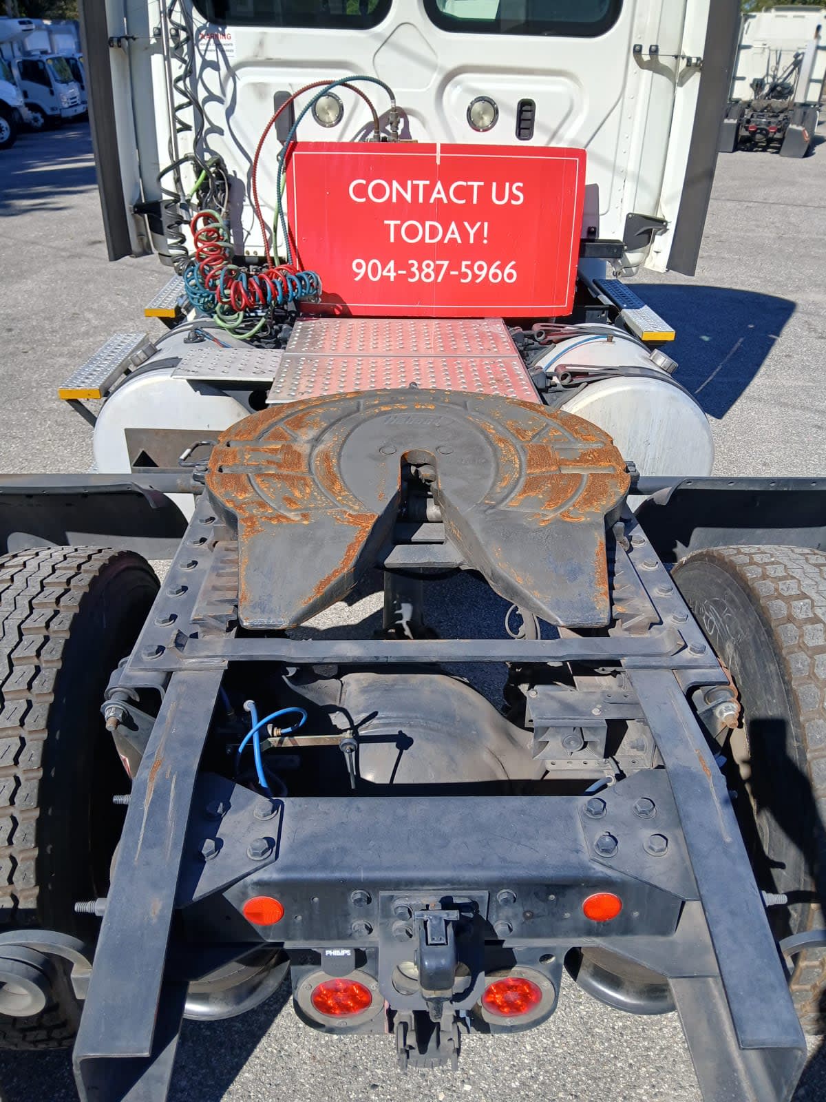 2018 Freightliner - image 10