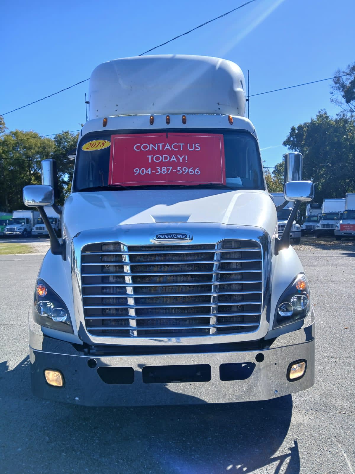 2018 Freightliner - image 1