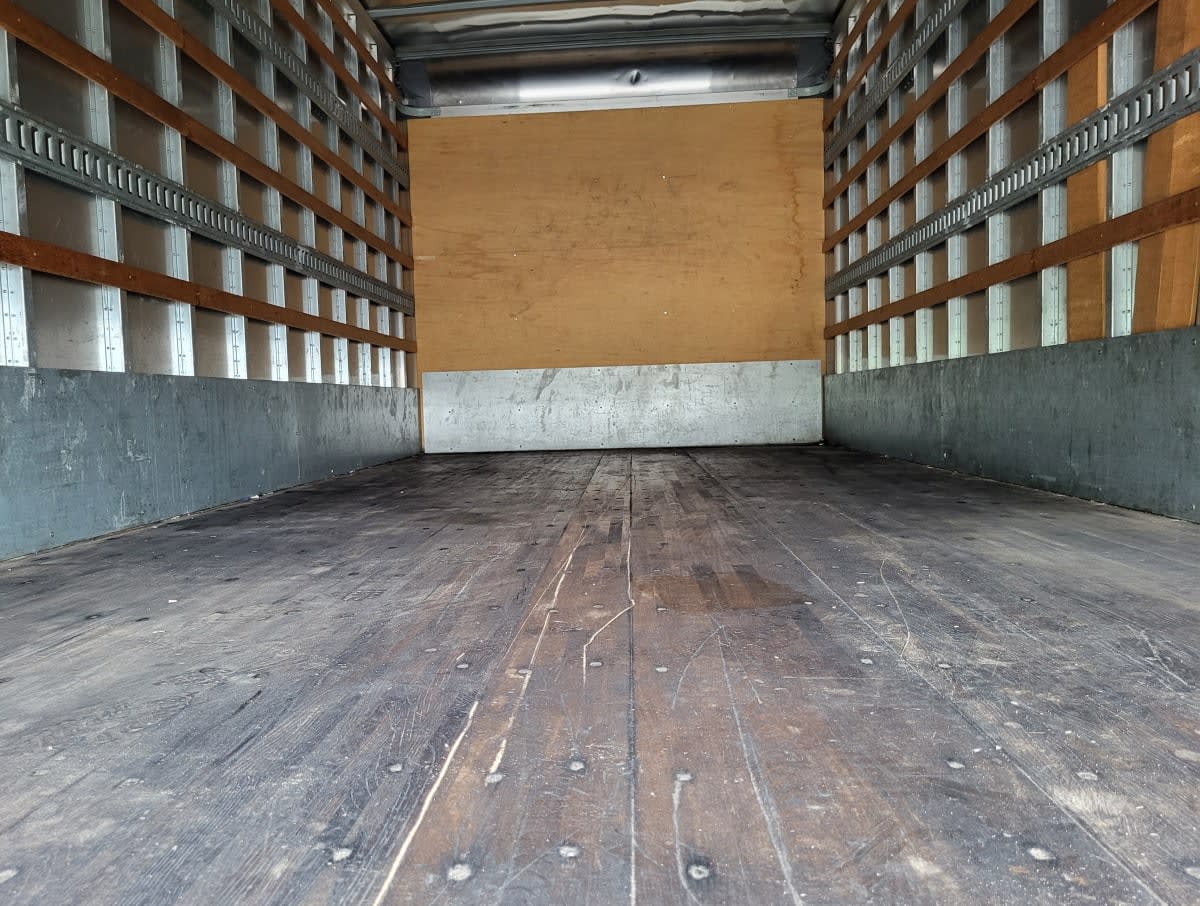 2018 Freightliner/Mercedes M2 106 683728