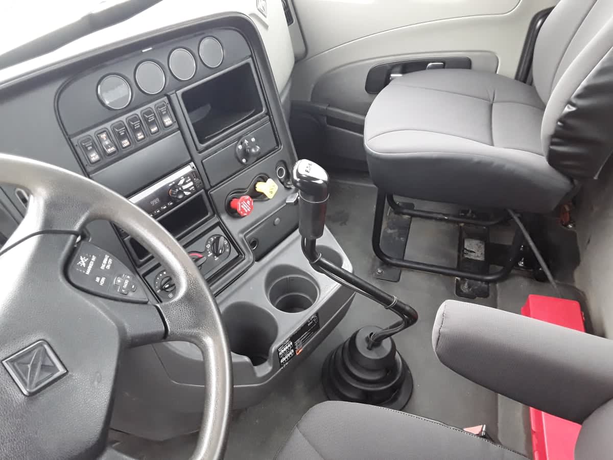 2018 International ProStar - image 7