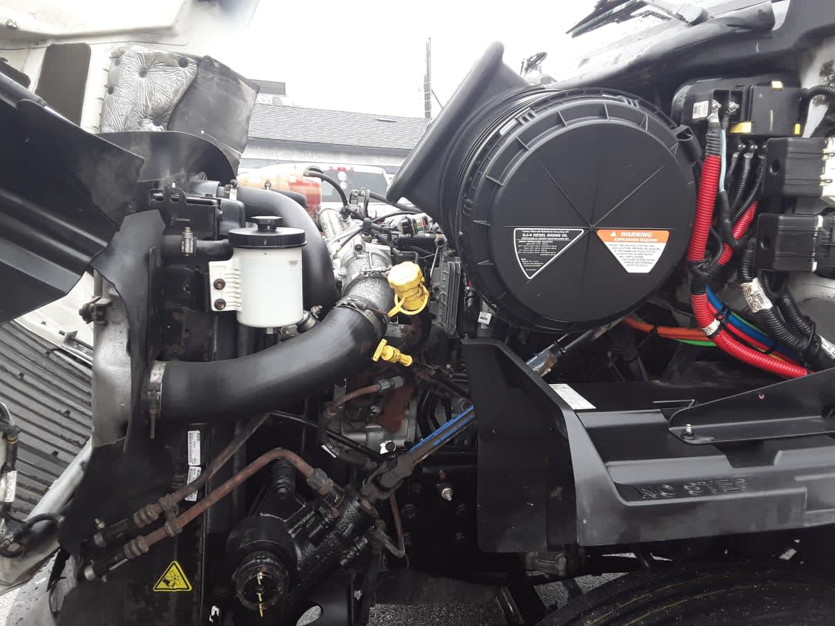 2018 International ProStar - image 8