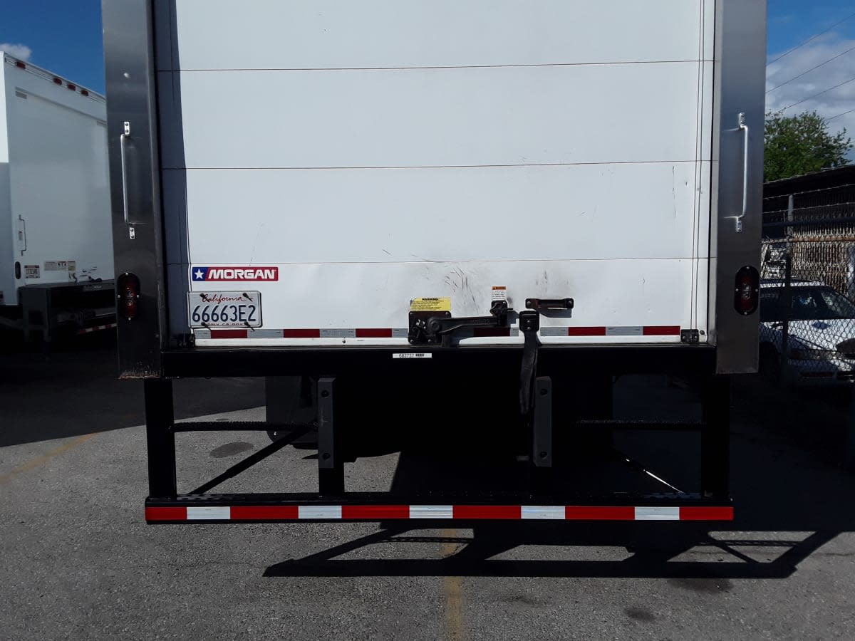 2018 Freightliner/Mercedes M2 106 683737