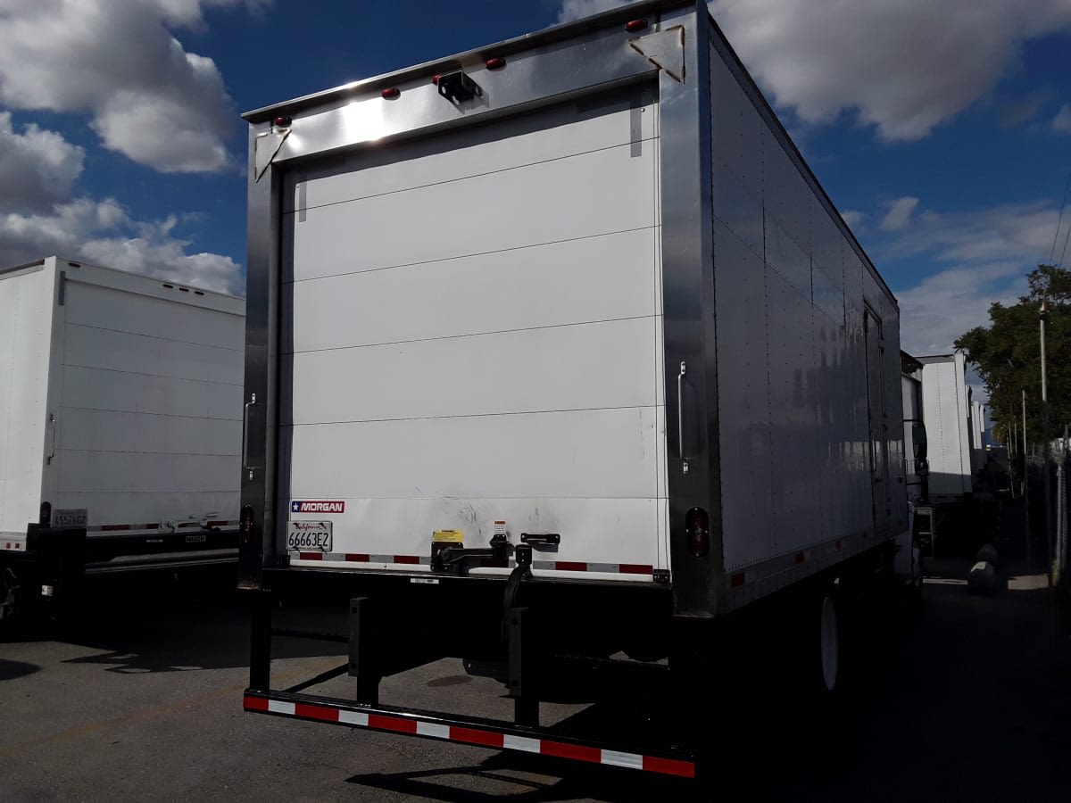 2018 Freightliner/Mercedes M2 106 683737