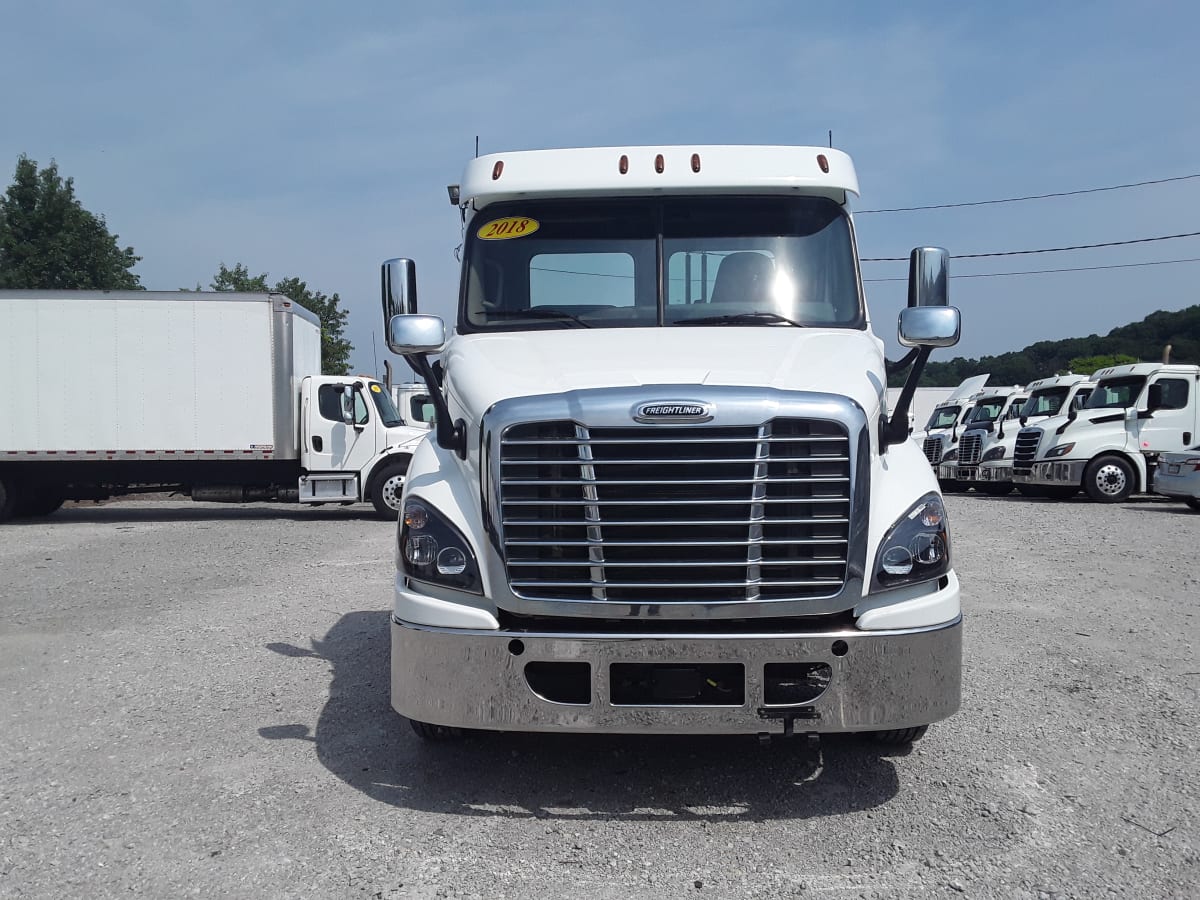 2018 Freightliner/Mercedes CASCADIA 113 683739