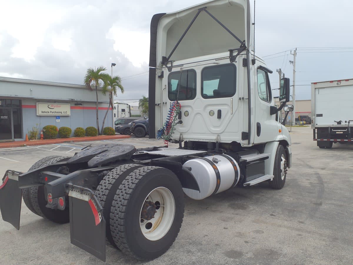 2018 Freightliner - image 6
