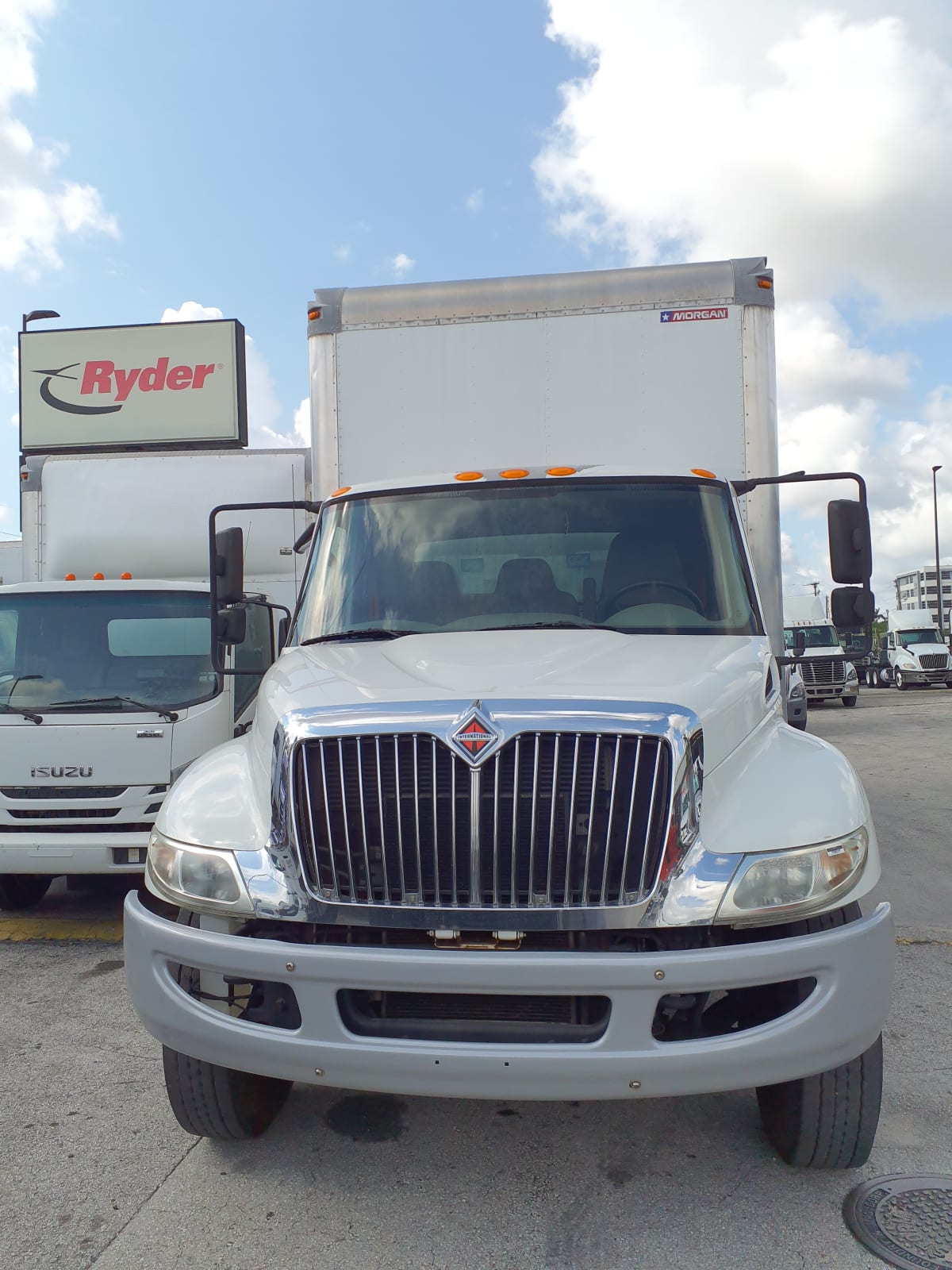 2018 Navistar International 4300 683840