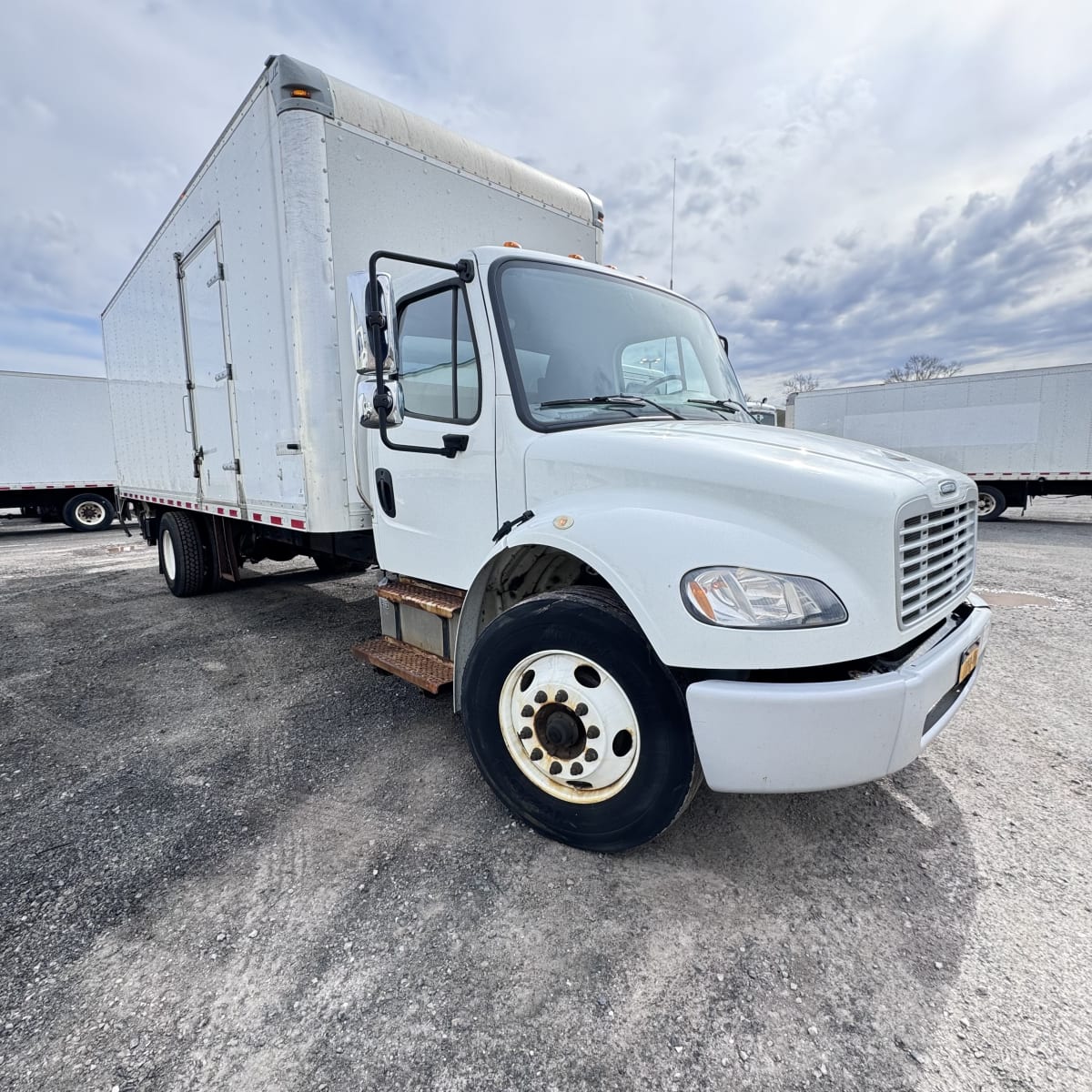 2018 Freightliner/Mercedes M2 106 683843