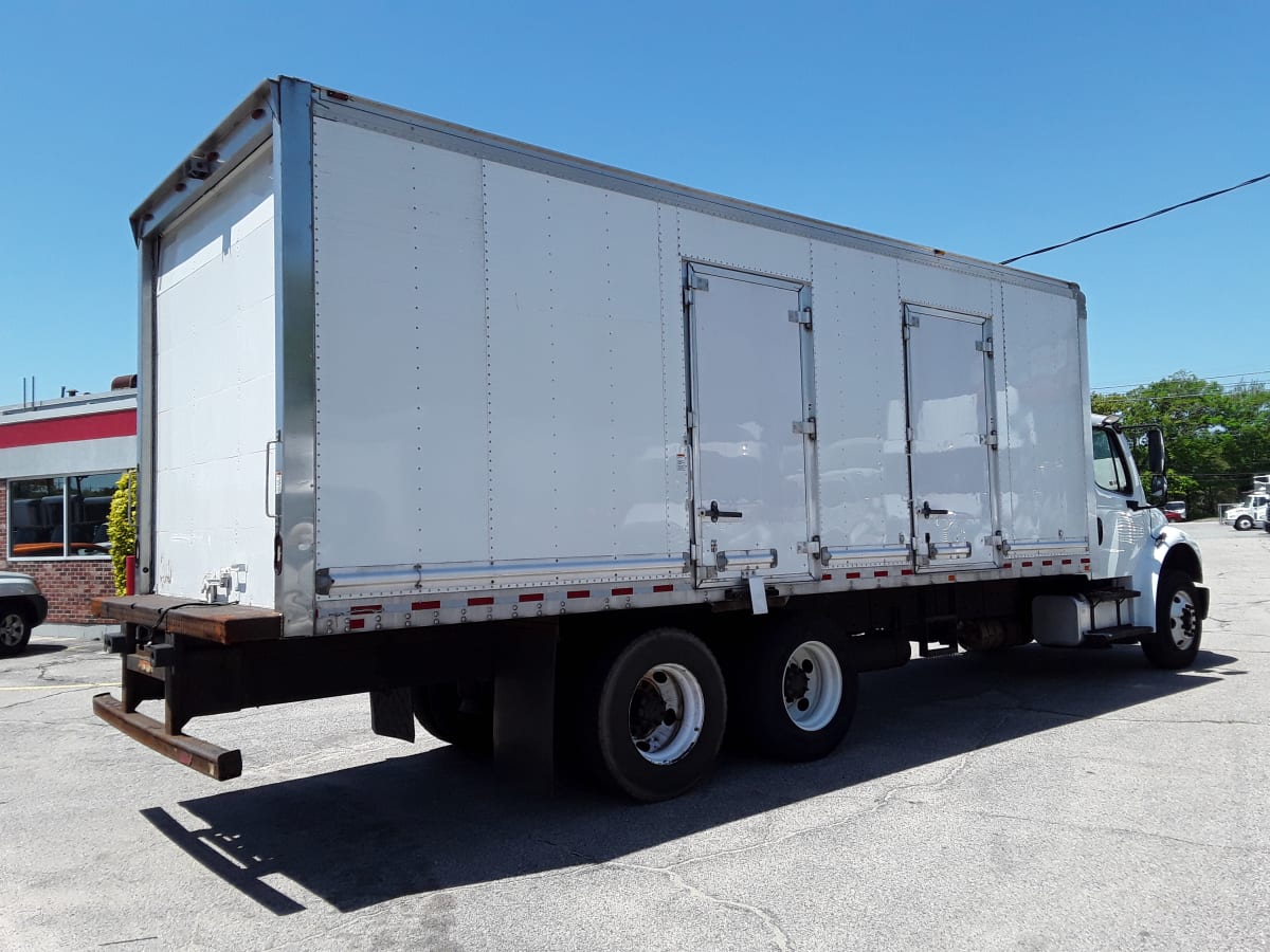 2018 Freightliner/Mercedes M2 106 683856