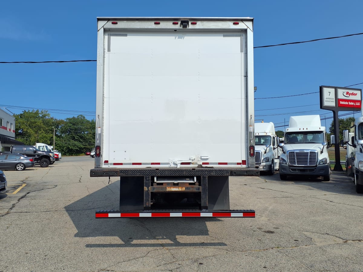 2018 Freightliner/Mercedes M2 106 683867