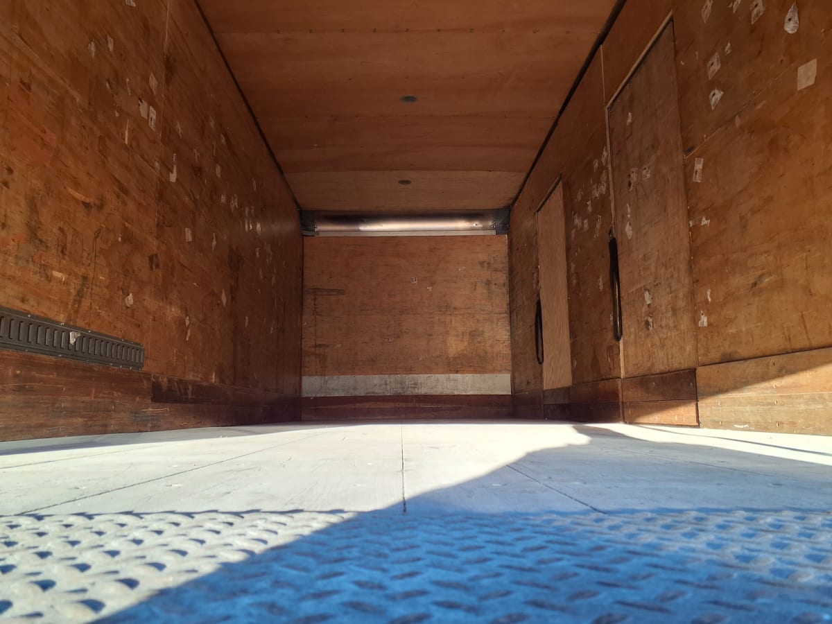 2018 Freightliner/Mercedes M2 106 683870